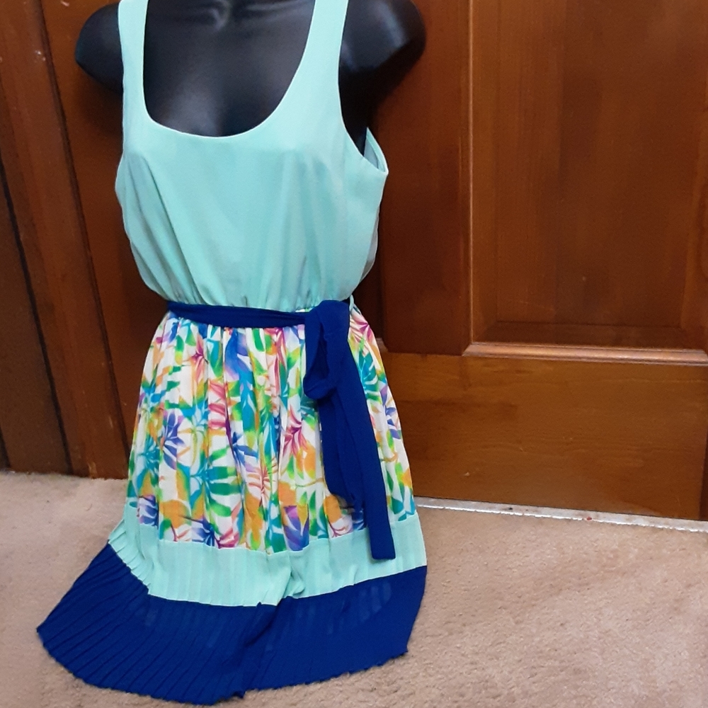 Blue Tunic - Picture 4 of 4